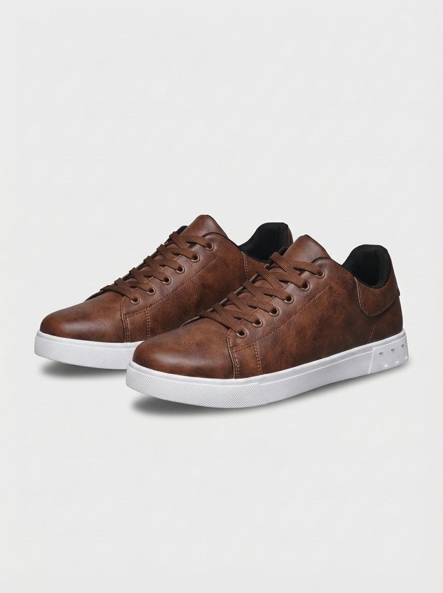 James | Men’s Low Top Lace Up Sneakers