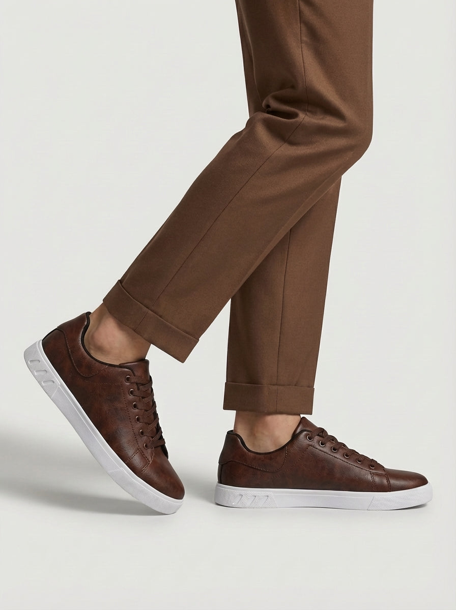 James | Men’s Low Top Lace Up Sneakers