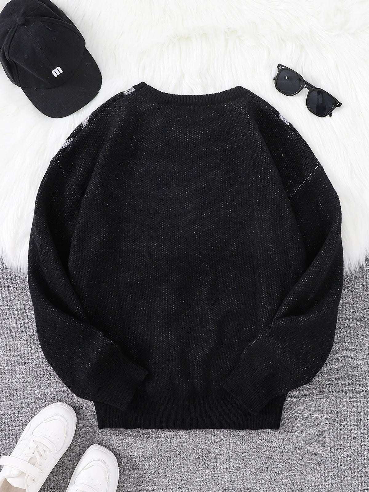 Men’s Spiderweb Graphic Sweater