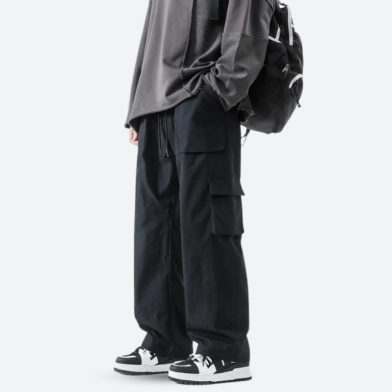 Men’s Straight-Leg Cargo Pants