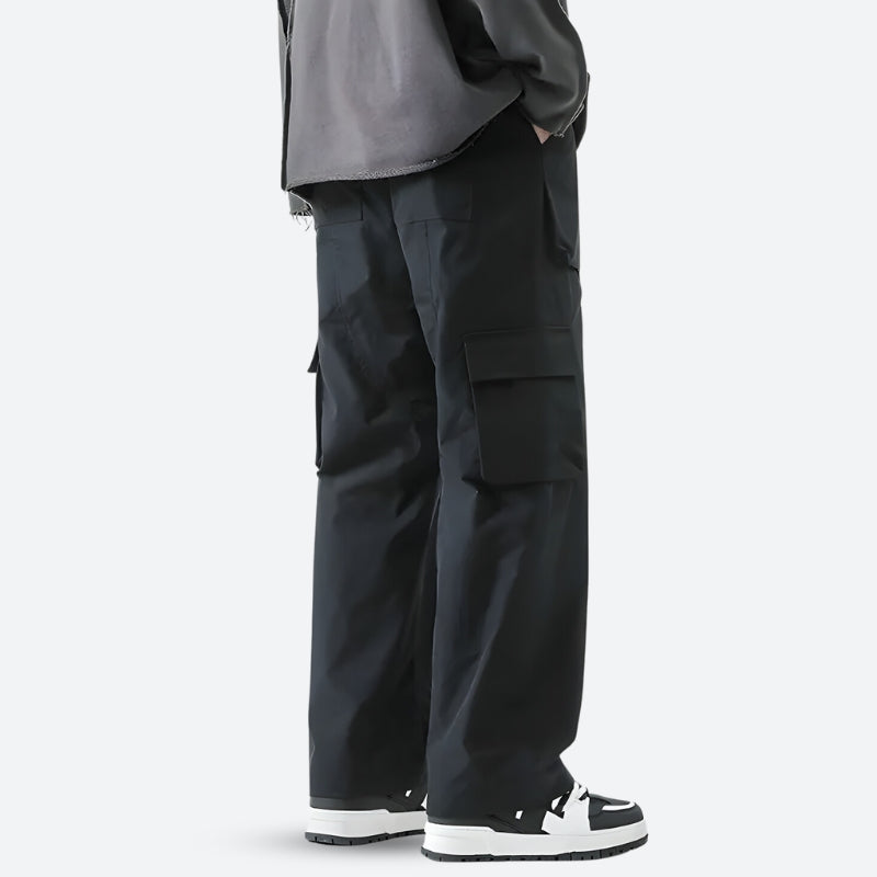Men’s Straight-Leg Cargo Pants