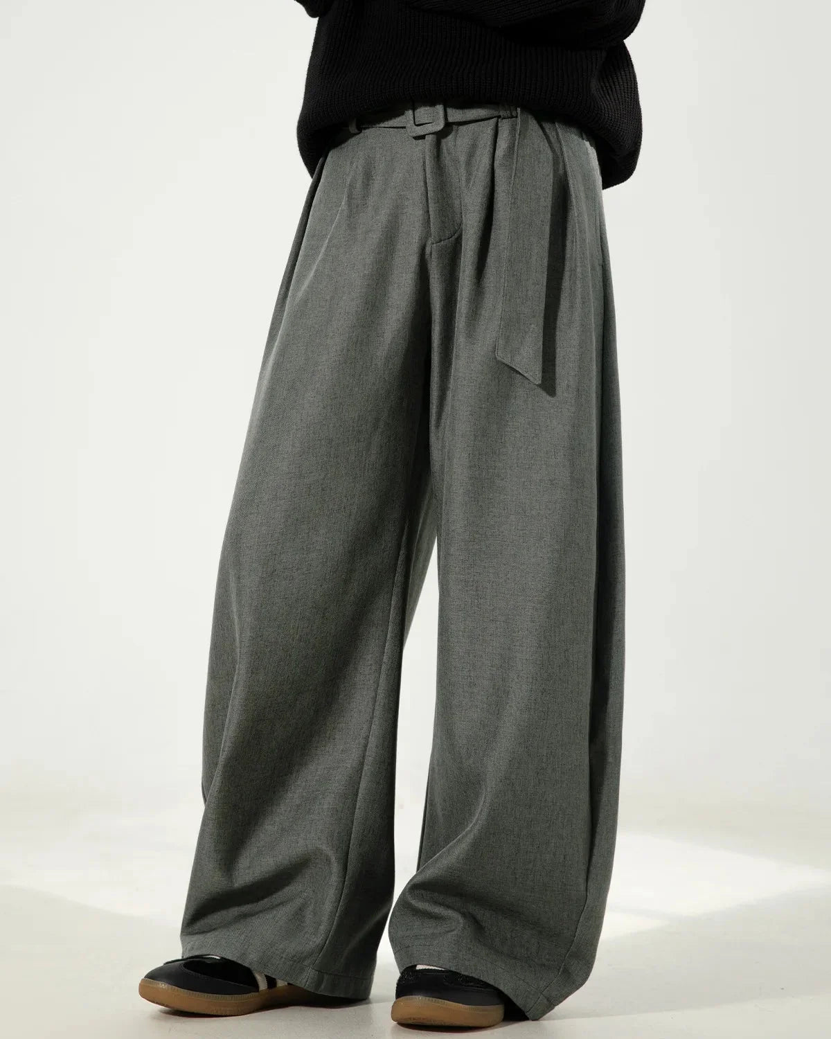 Men’s Wide-Leg Trousers