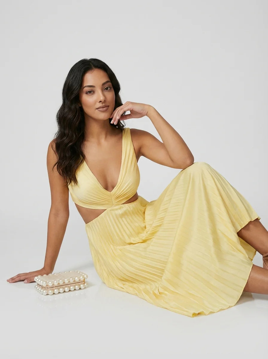 Remi | Women’s Pleated Cut Out V Neck Midi Dress