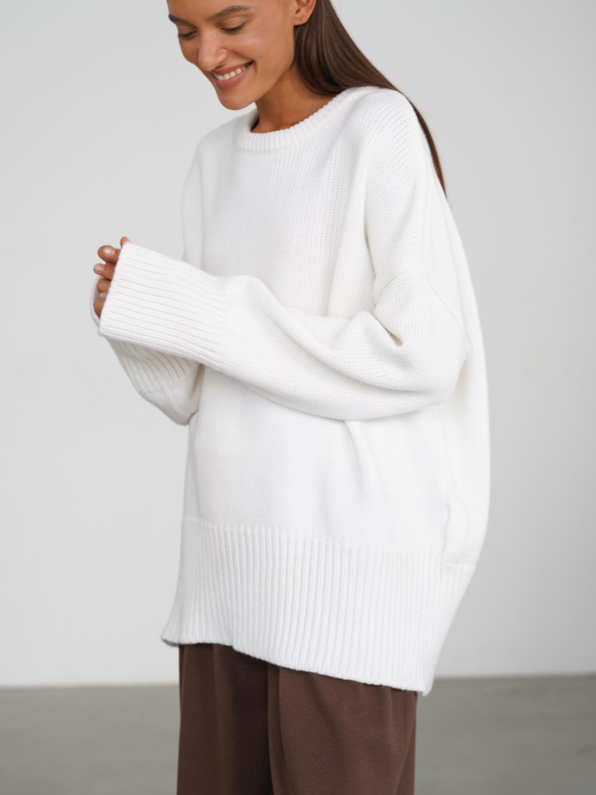 Women's Classic Crew Neck Knit Sweater