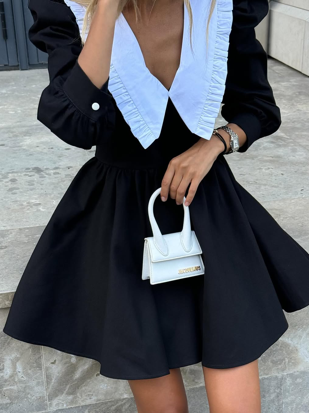 Women’s Contrast-Collar Mini Dress