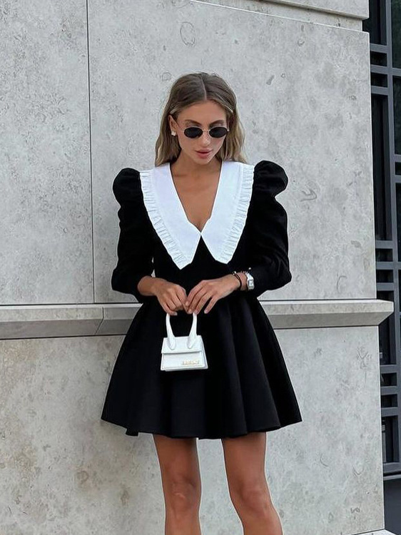 Women’s Contrast-Collar Mini Dress