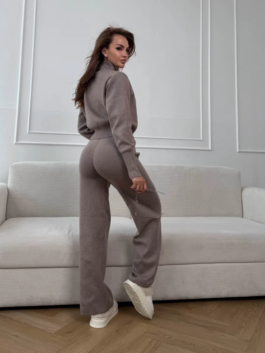 Women’s Double-Zip Knitted Sweater Set