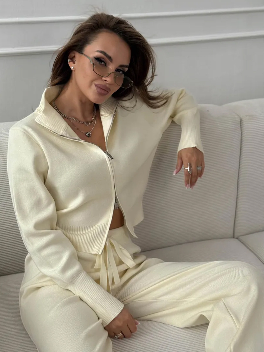Women’s Double-Zip Knitted Sweater Set