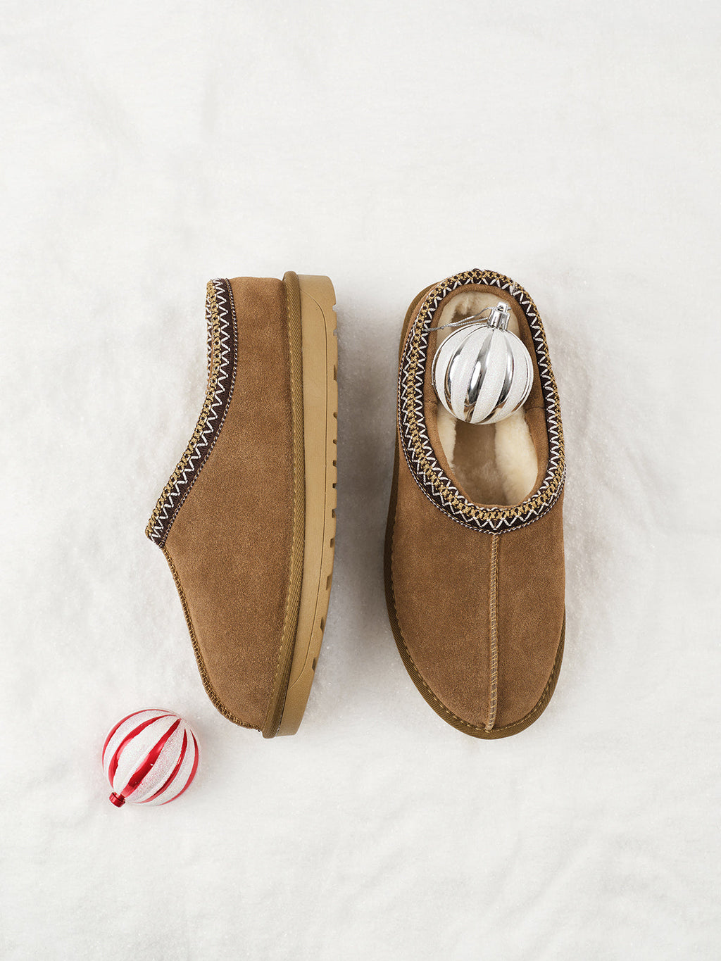 Women’s Suede Round-Toe Slippers