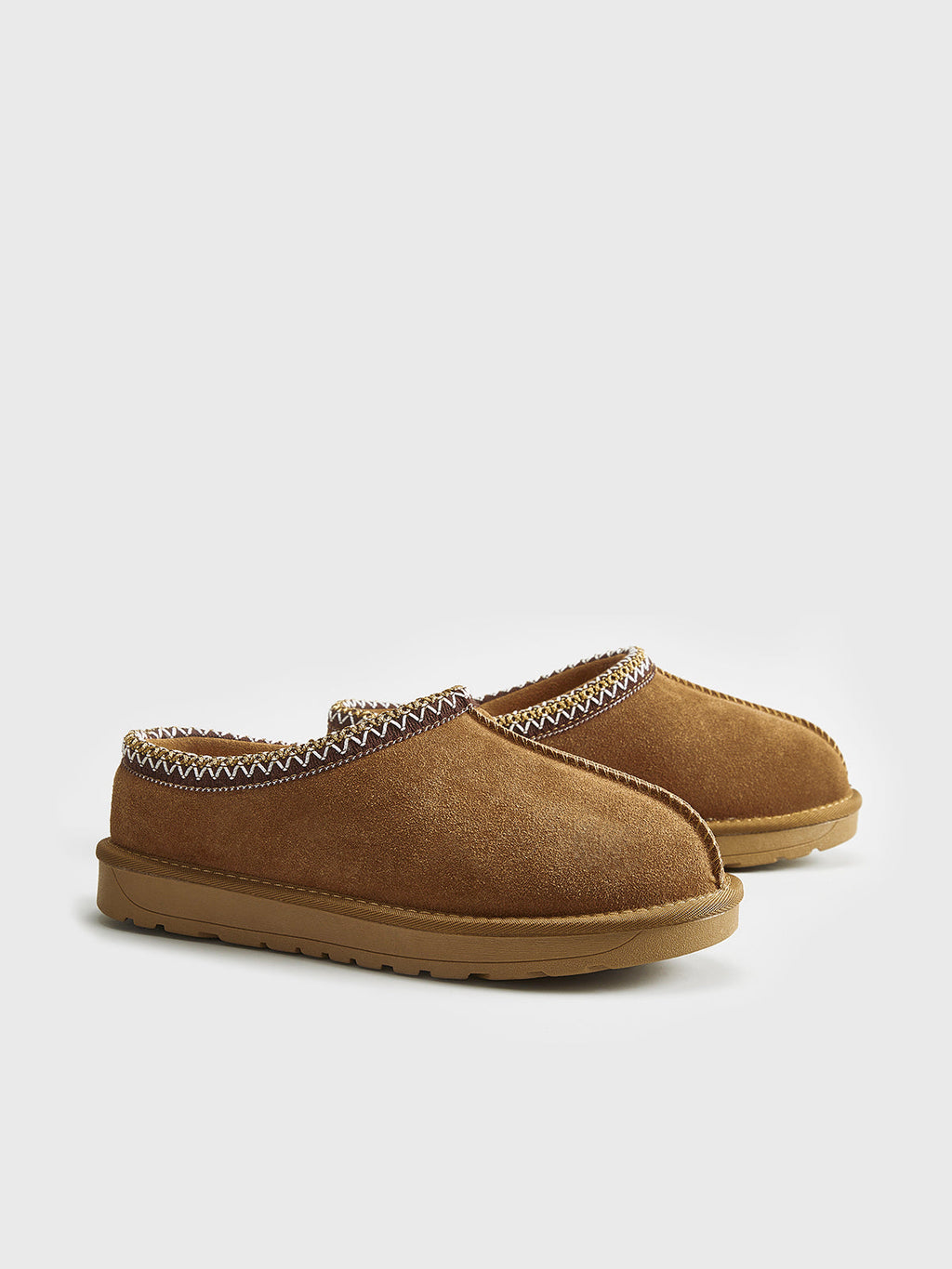 Women’s Suede Round-Toe Slippers