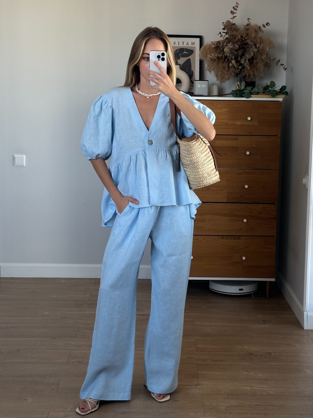 Women’s Linen Ruffled Two-Piece Set