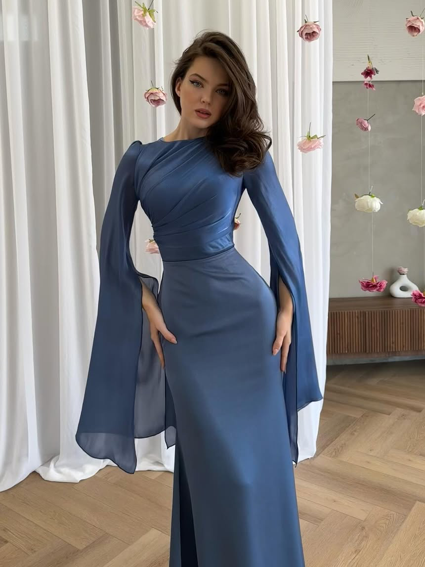 Women’s Pleated Maxi Dress
