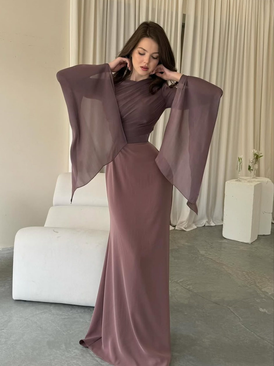 Women’s Pleated Maxi Dress