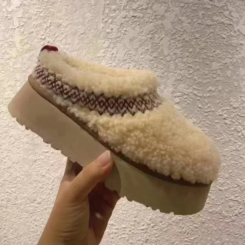 Women's Plush-Lined Platform Slippers