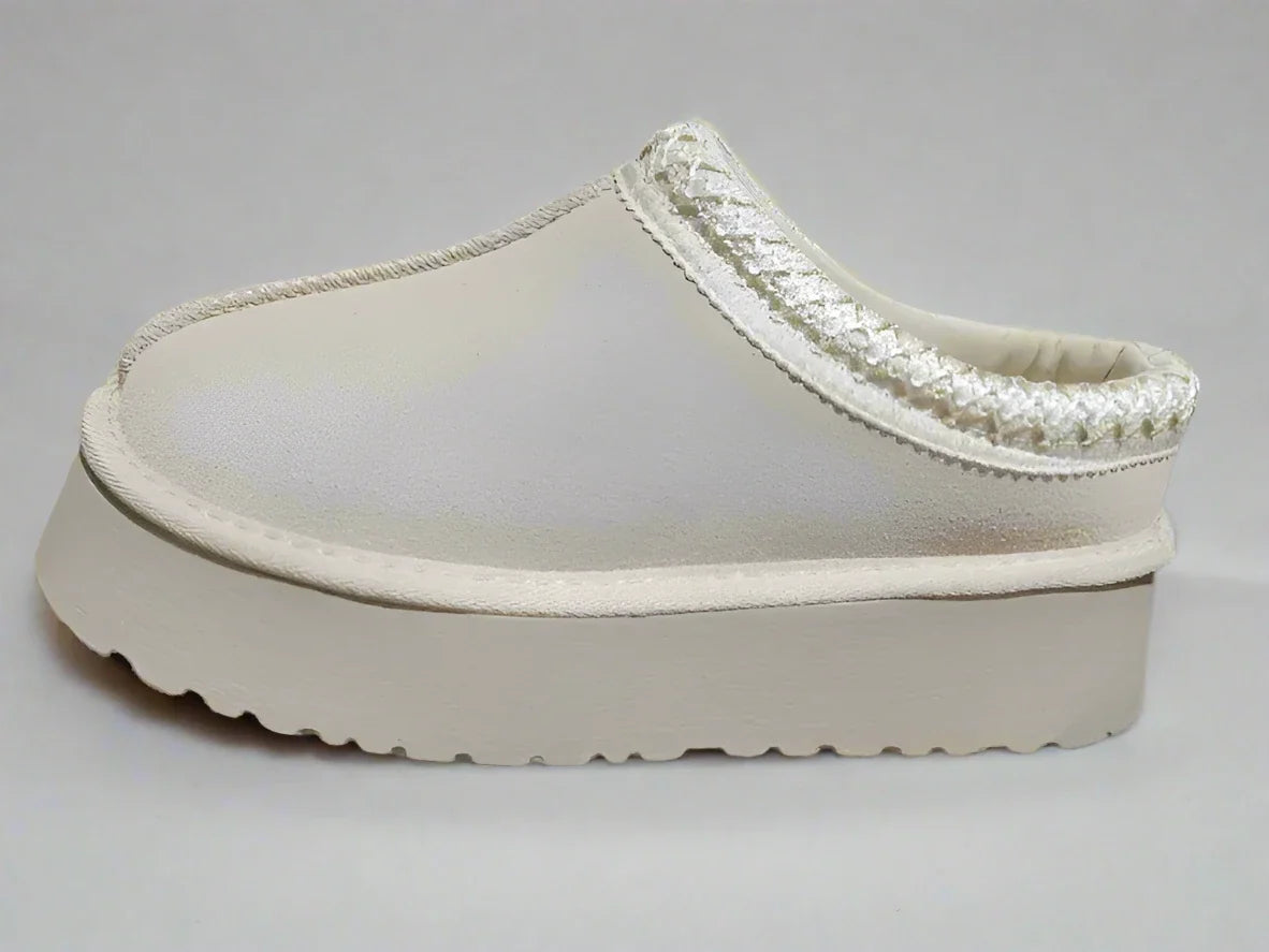 Women's Plush-Lined Platform Slippers
