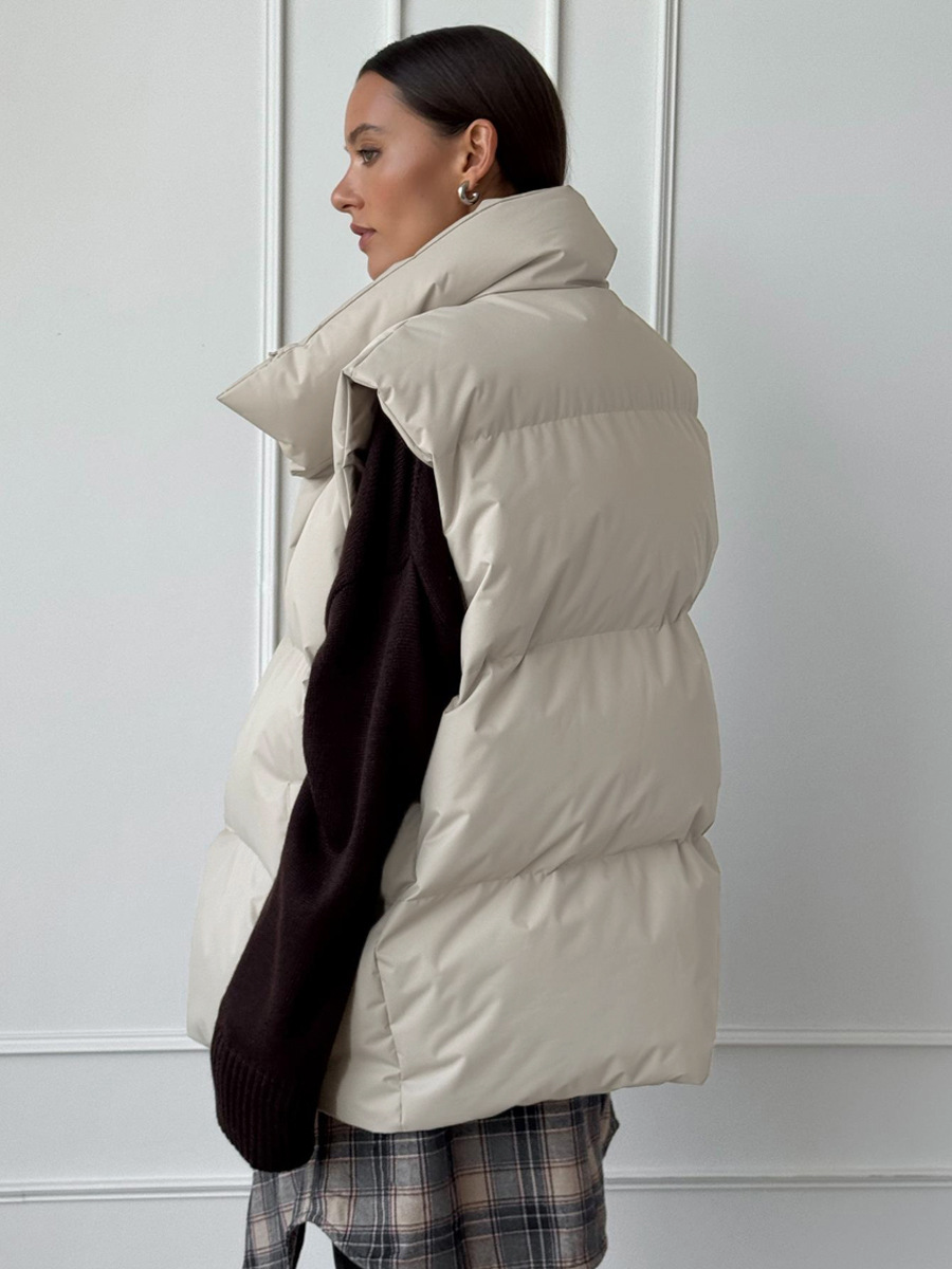 Women's Sleeveless Puffer Vest Plain Woven Design