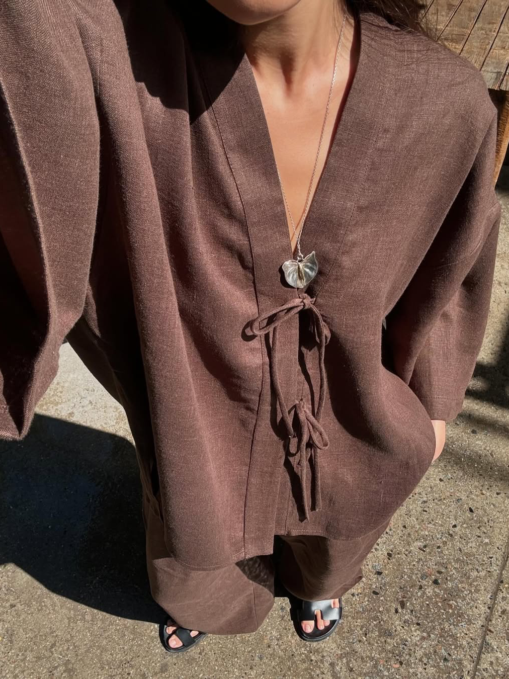Women’s Tie-Detail Linen Trouser Set