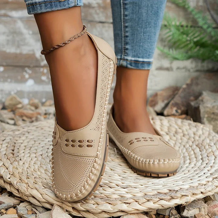 Abril | Women's Round Toe Flat Sole Slip On Shoes