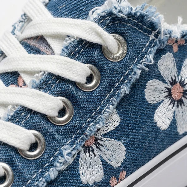 Agalia | Women’s Round Toe Floral Lace Up Shoes