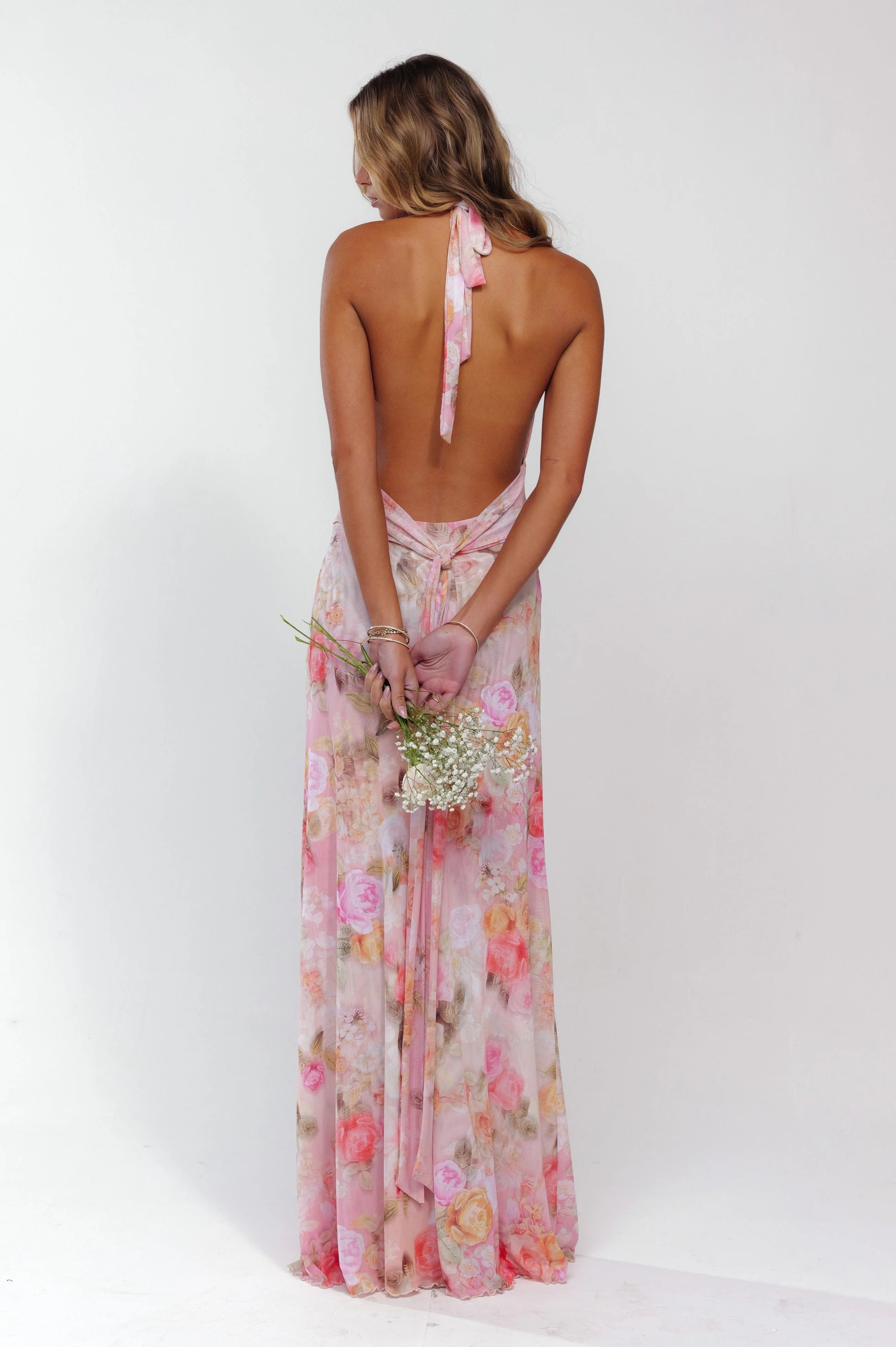 Allana | Women’s Floral Print Halter Neck Flowy Maxi Dress