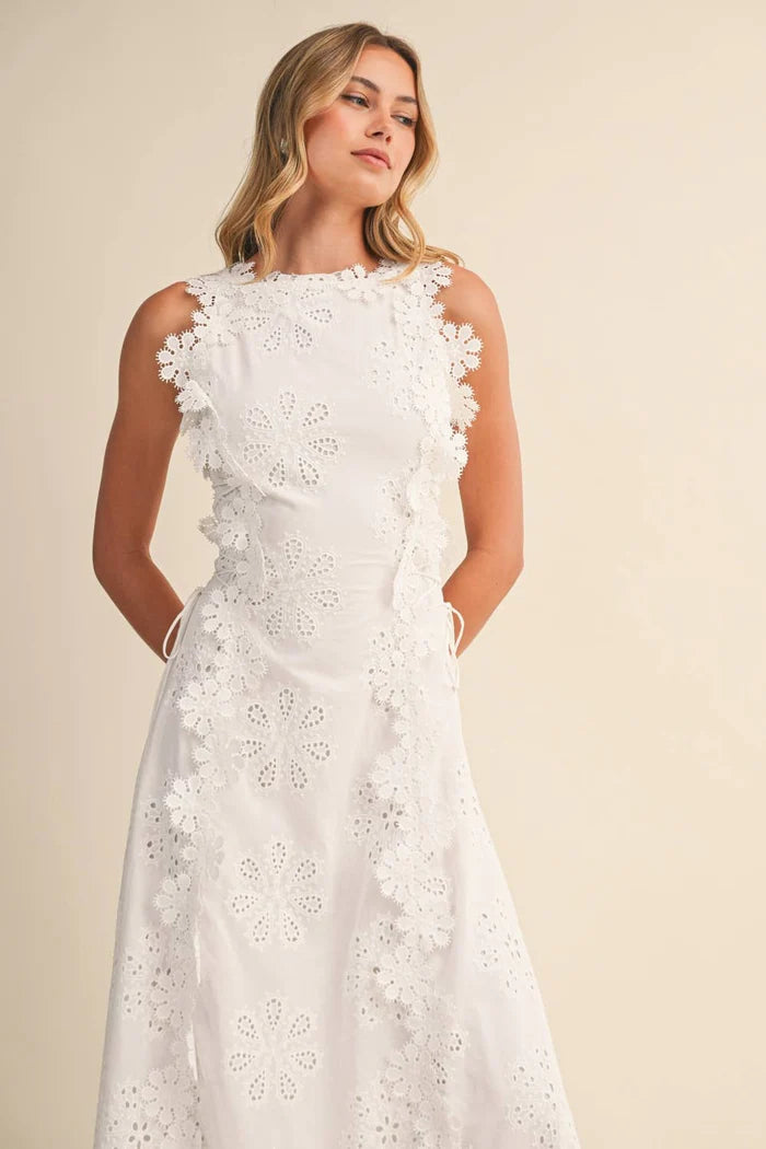 Alonza | Women’s Floral Sleeveless Round Neck Flowy Maxi Dress