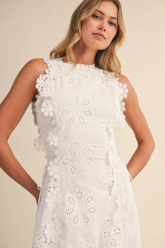 Alonza | Women’s Floral Sleeveless Round Neck Flowy Maxi Dress