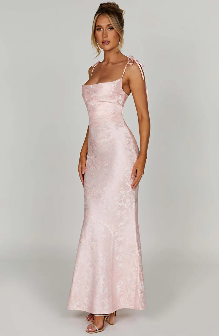 Alpina | Women's Square Neck Sleeveless Wedding Guest Dress