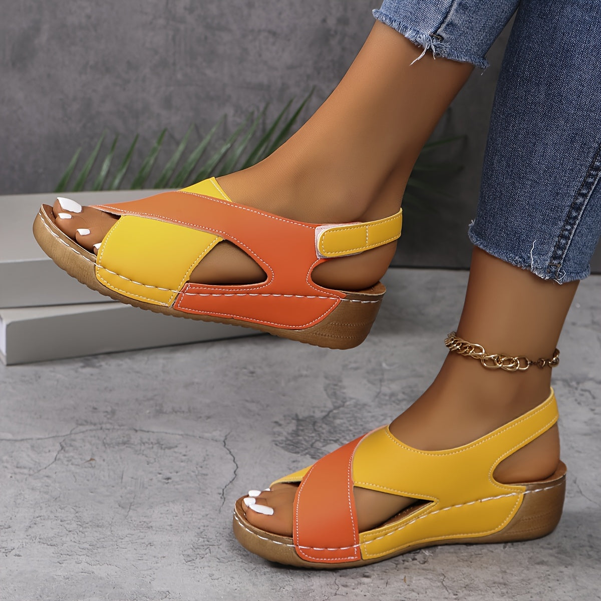 Amelia | Women’s Open Toe Criss Cross Summer Sandals