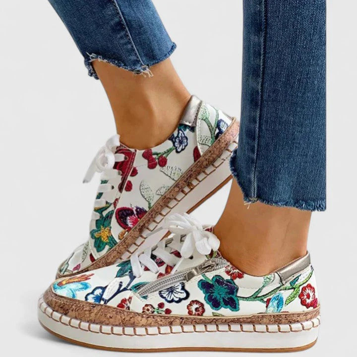 Amparo | Women's Side Zip Round Toe Lace Up Shoes