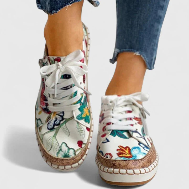 Amparo | Women's Side Zip Round Toe Lace Up Shoes