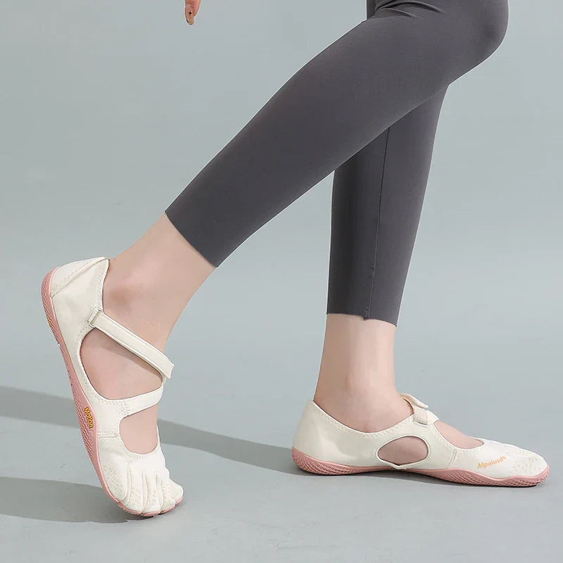 Analeigh | Women's Strappy Five-Toe Cut Out Barefoot Shoes