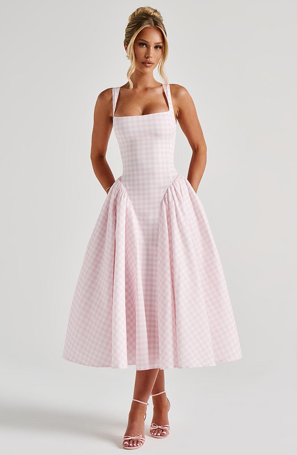 Anette | Women's Sleeveless Square Neck Gingham Midi Dress