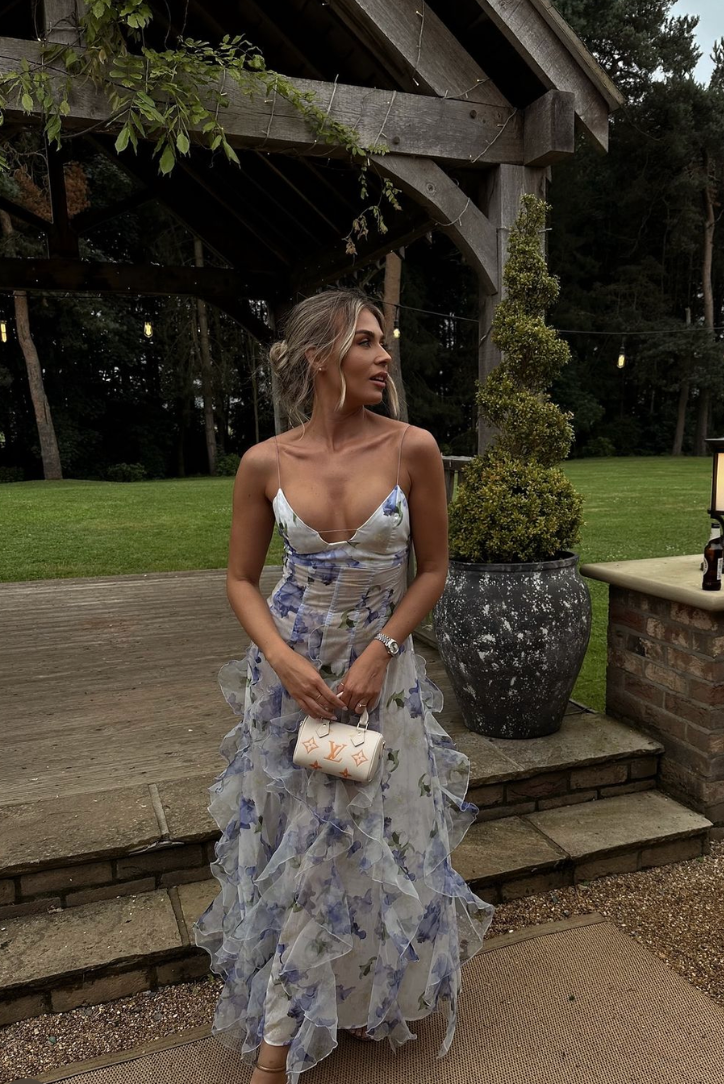 Ann | Women’s V Neck Sleeveless Wedding Guest Dress