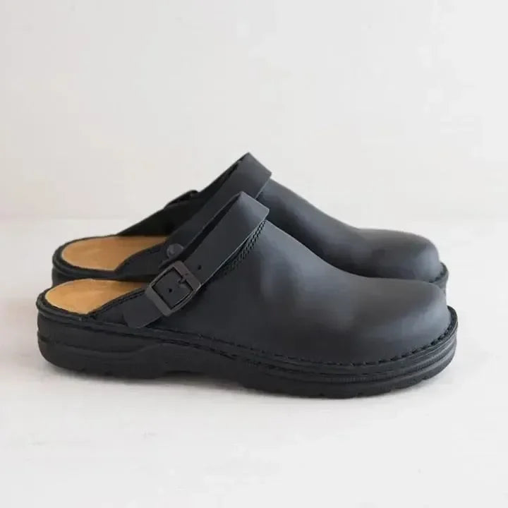Benson | Men’s Round Toe Buckle Strap Slip-On Clogs
