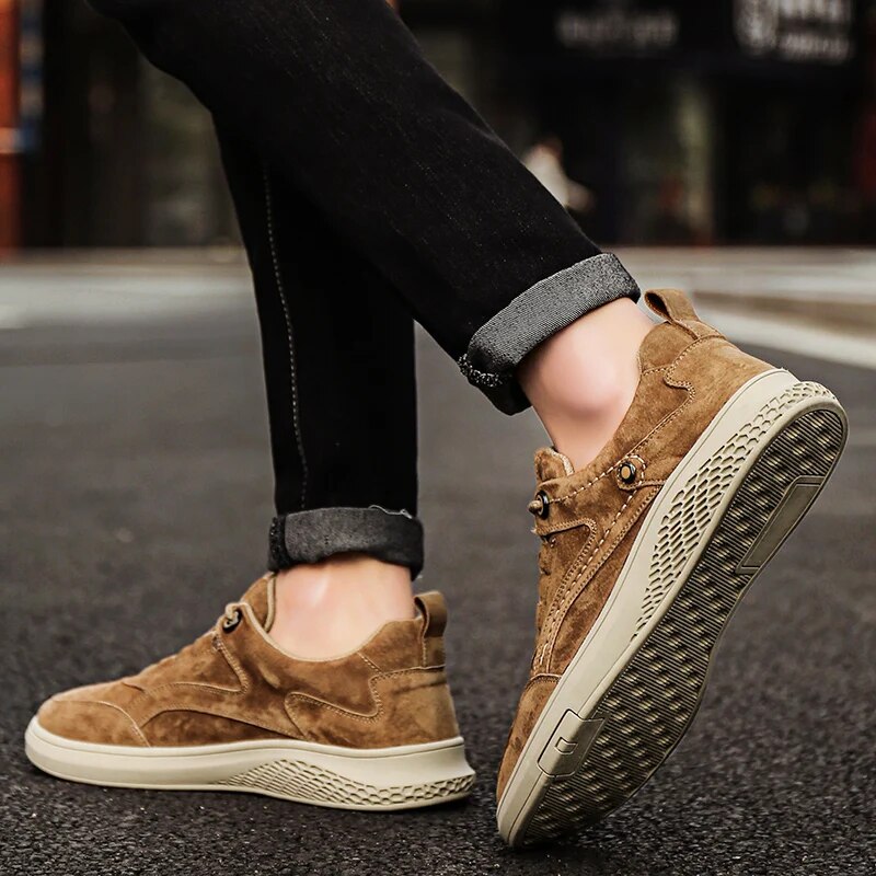 Brenden | Men’s Round Toe Low Top Lace Up Sneakers