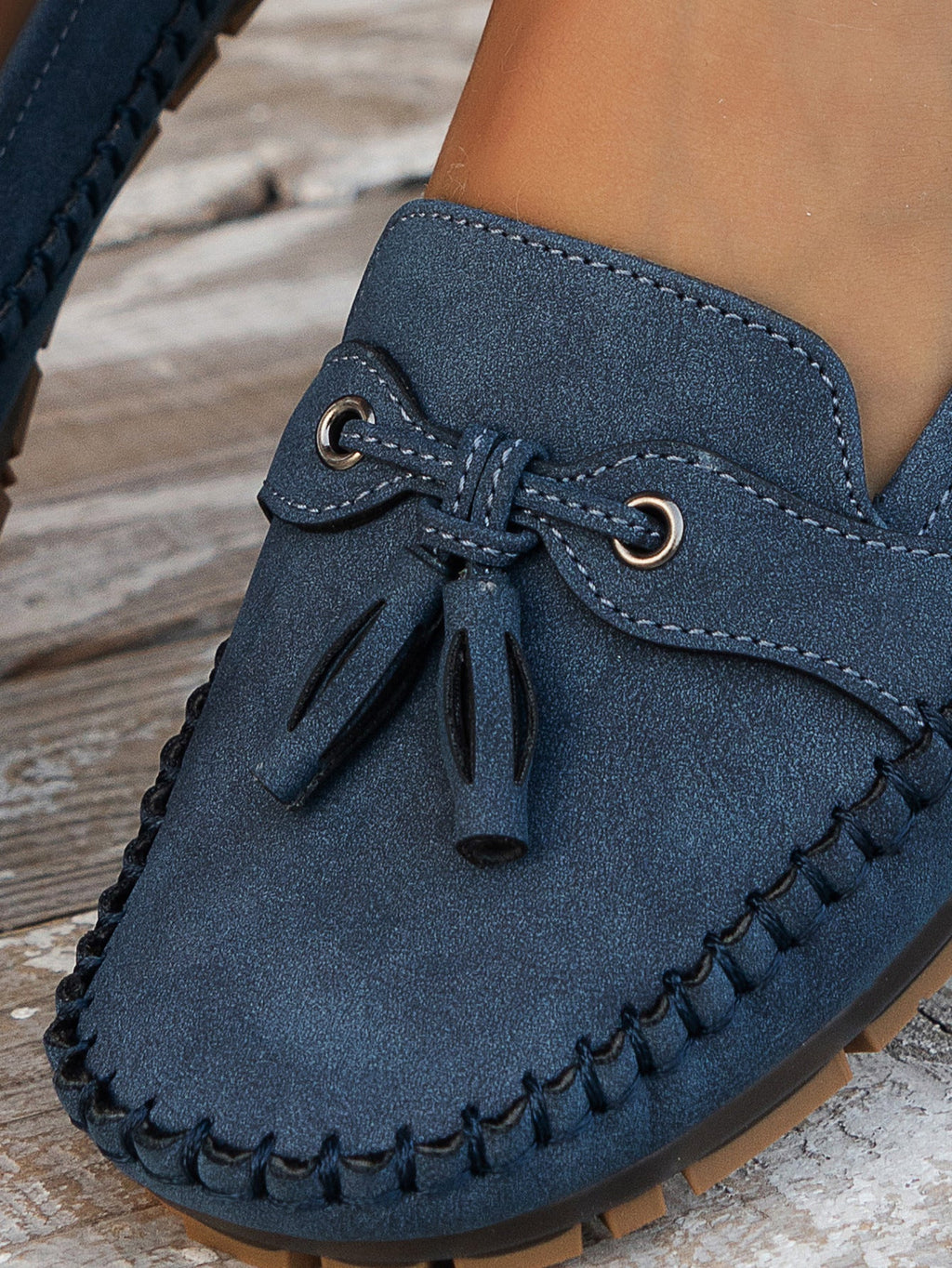 Charlene | Women's Round Toe Slip On Bow Loafers