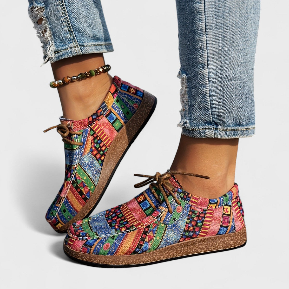 Daniela | Women's Printed Lace Up Round Toe Sneakers
