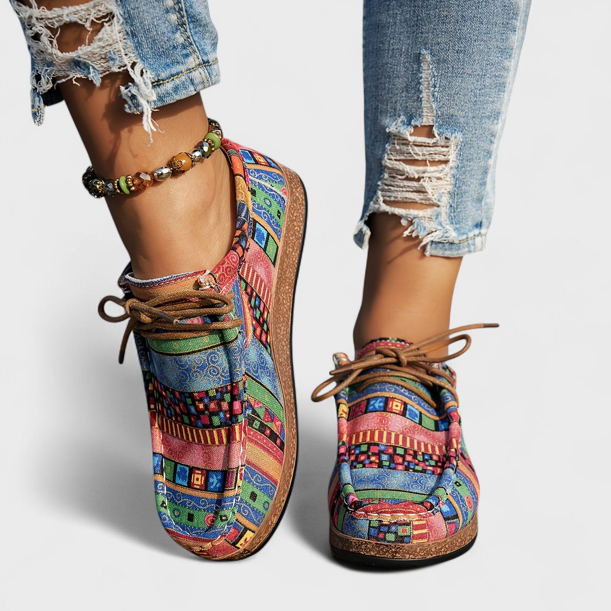 Daniela | Women's Printed Lace Up Round Toe Sneakers