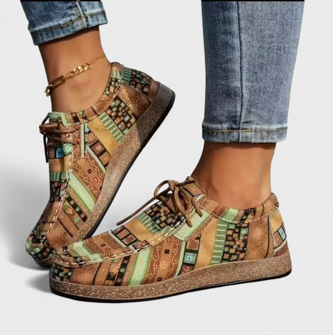 Daniela | Women's Printed Lace Up Round Toe Sneakers