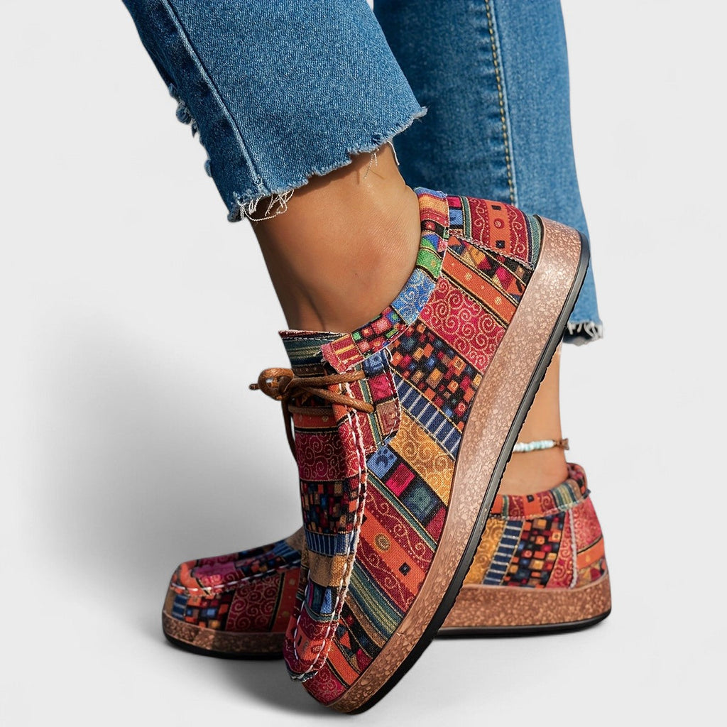 Daniela | Women's Printed Lace Up Round Toe Sneakers