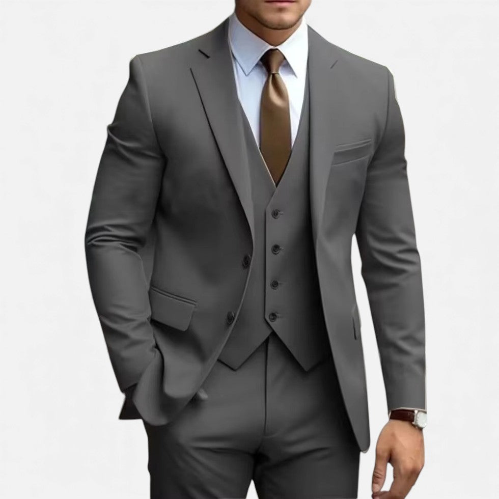 Gilberto | Men's Notched Collar Three Piece Matching Suit