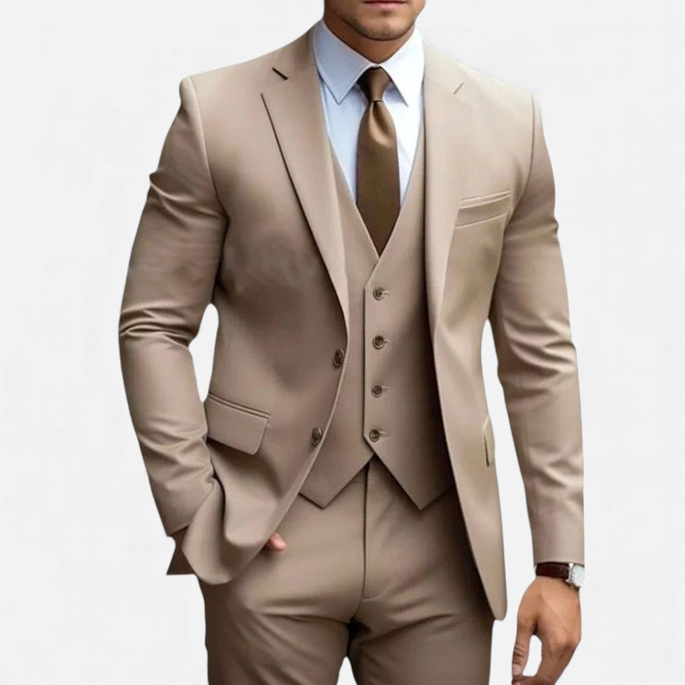 Gilberto | Men's Notched Collar Three Piece Matching Suit