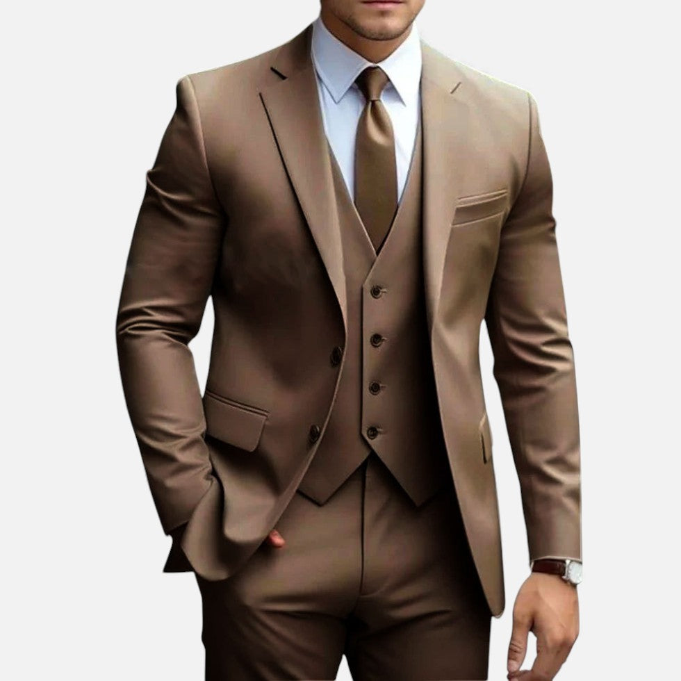 Gilberto | Men's Notched Collar Three Piece Matching Suit