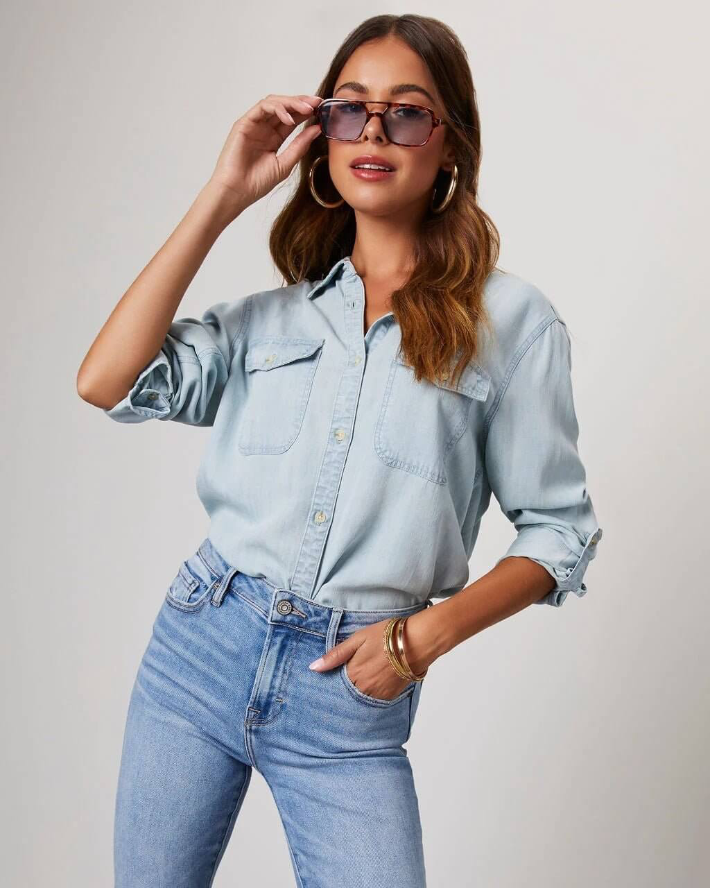 Deedee | Women's Button Pocket Long Sleeve Denim Shirt