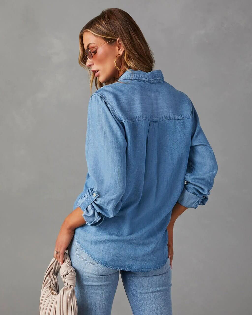 Deedee | Women's Button Pocket Long Sleeve Denim Shirt