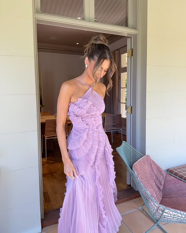 Ella | Women’s Ruffle Sleeveless Pleated Wedding Guest Dress