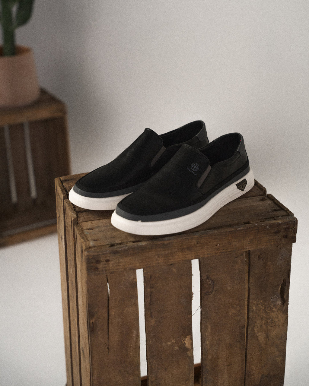 Eugene | Men's Slip-On Round Toe Dress Shoes