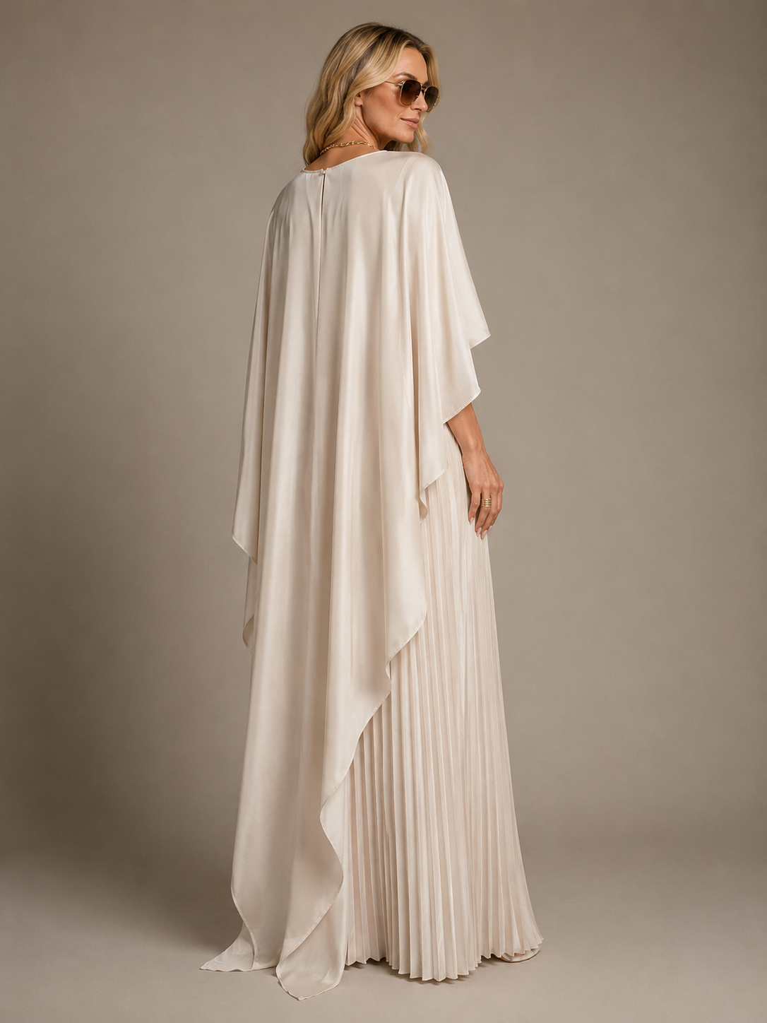 Felicity | Women's Pleated Round Neck Wedding Guest Dress