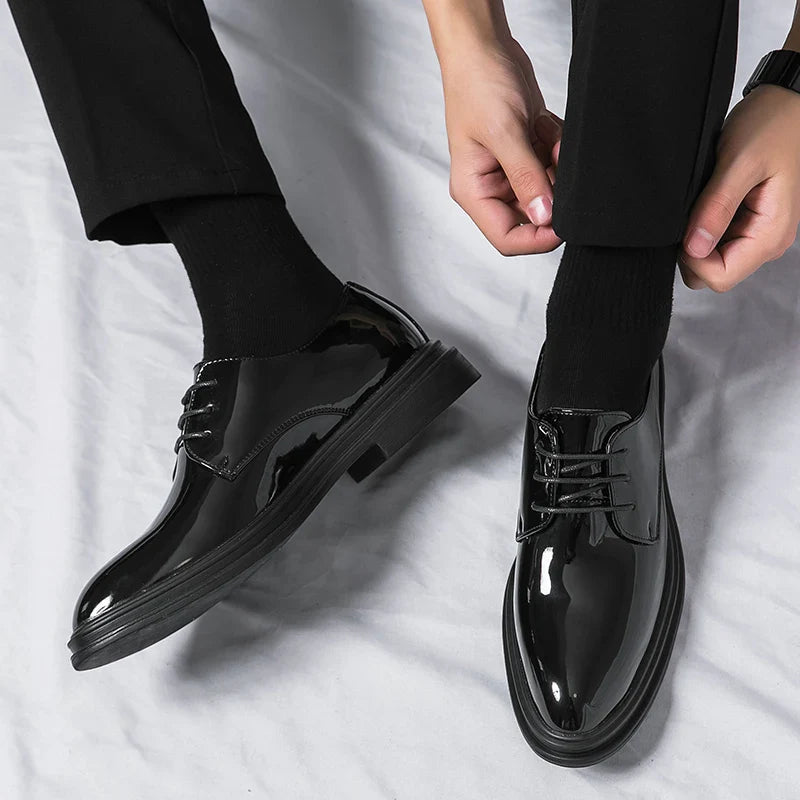 Geoffrey | Men's Gloss Lace-Up Black Dress Shoes