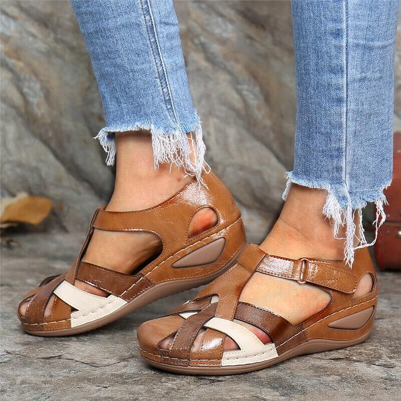 Gloria | Women's Adjustable Strap Closed Toe Sandals